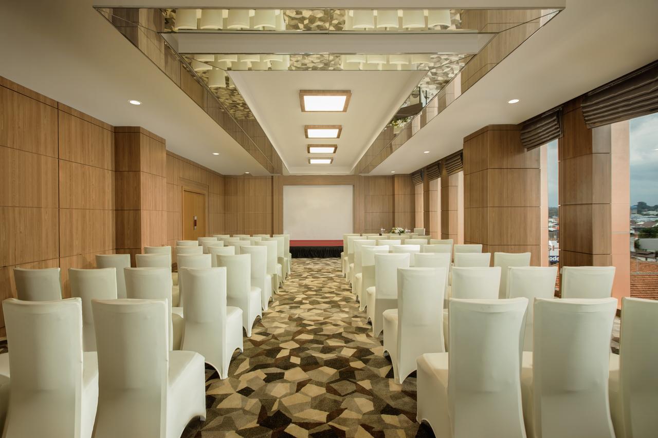 Hotel Chanti Managed By Tentrem Hotel Management Indonesia Semarang Eksteriør billede